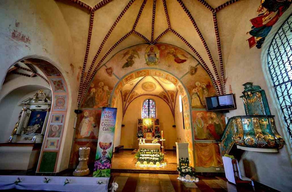 Wnętrze kościoła pw. św. Jana jerozolimskiego