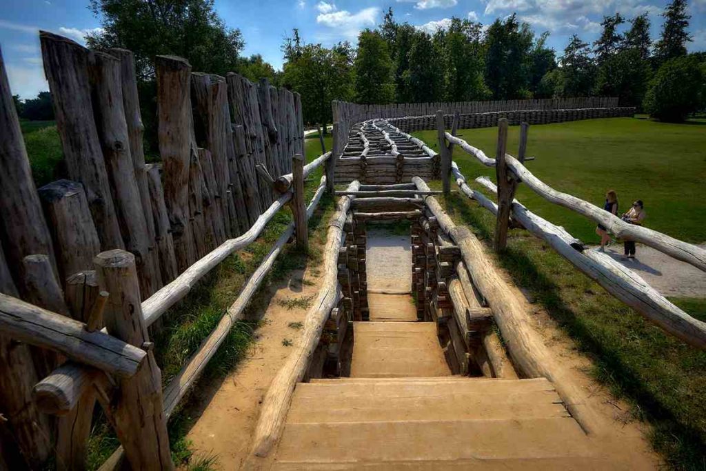 Muzeum Archeologiczne w Biskupinie